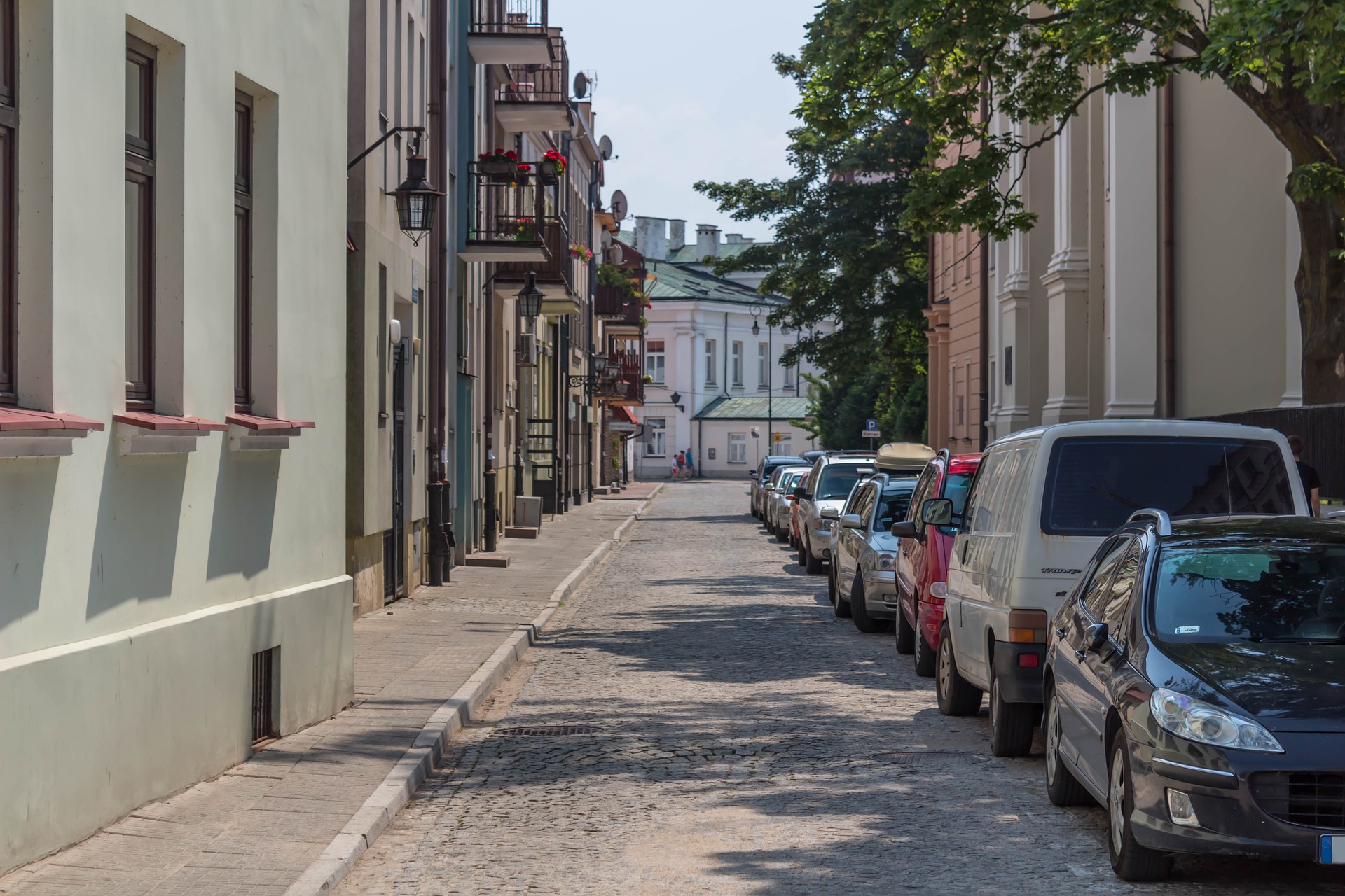 "Rue-centre-ville-place-de-parking"